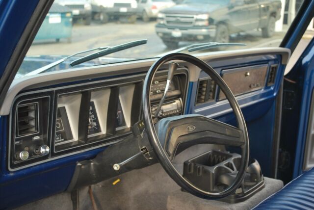 1979 Blue/Silver Ford F-100 Standard Cab Pickup