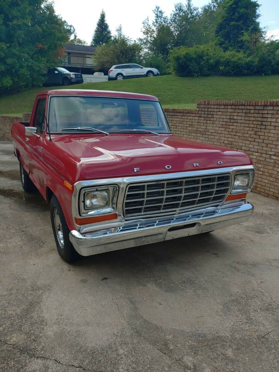 1979 Ford F-100 Cab & Chassis