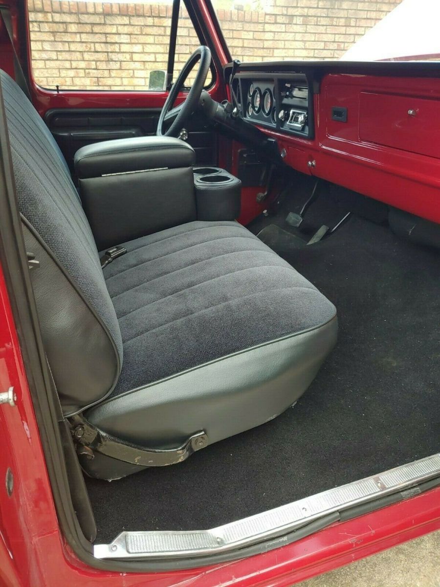 1979 Ford F-100 Cab & Chassis