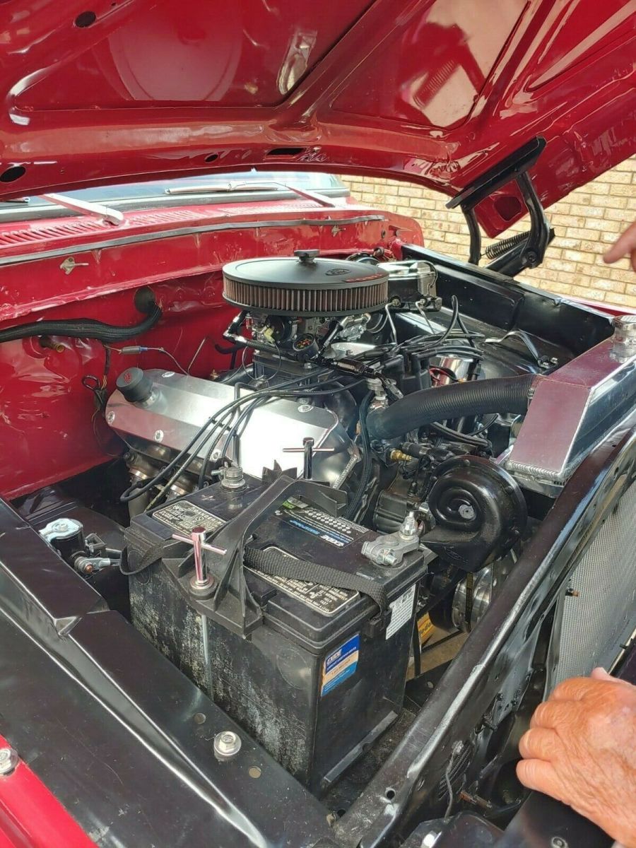 1979 Ford F-100 Cab & Chassis