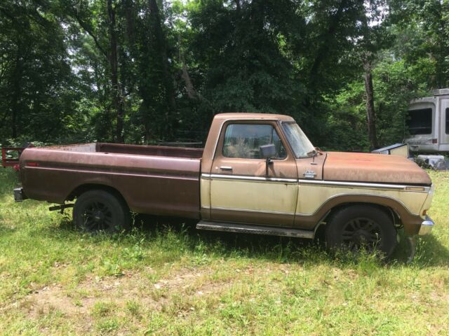 1979 Brown Ford F-150 Crew Cab Pickup