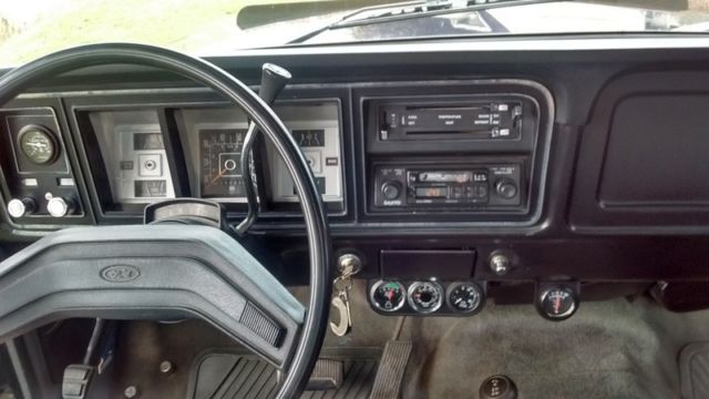 1979 Blue Ford F-150 Standard Cab Pickup