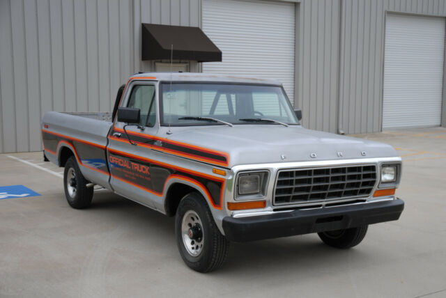 1979 Silver Ford F-150 Standard Cab Pickup