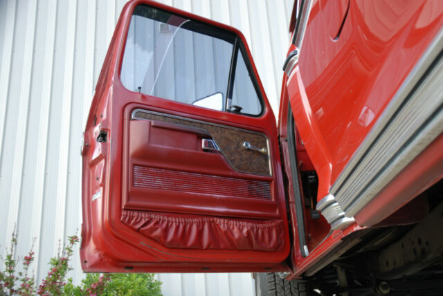 1979 Red Ford F-150 Cab & Chassis