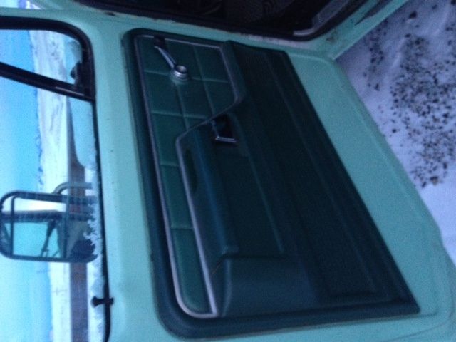 1979 White Ford F-250 Standard Cab Pickup