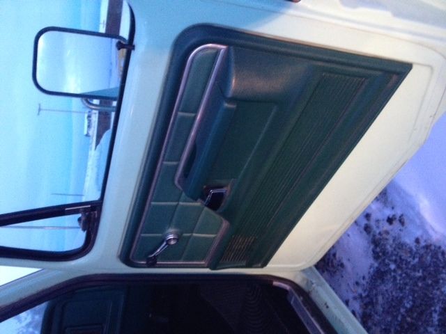 1979 White Ford F-250 Standard Cab Pickup