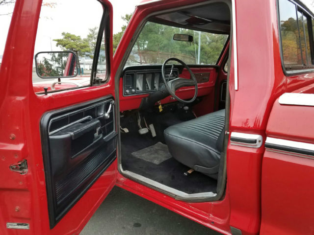 1979 Red Ford F-250