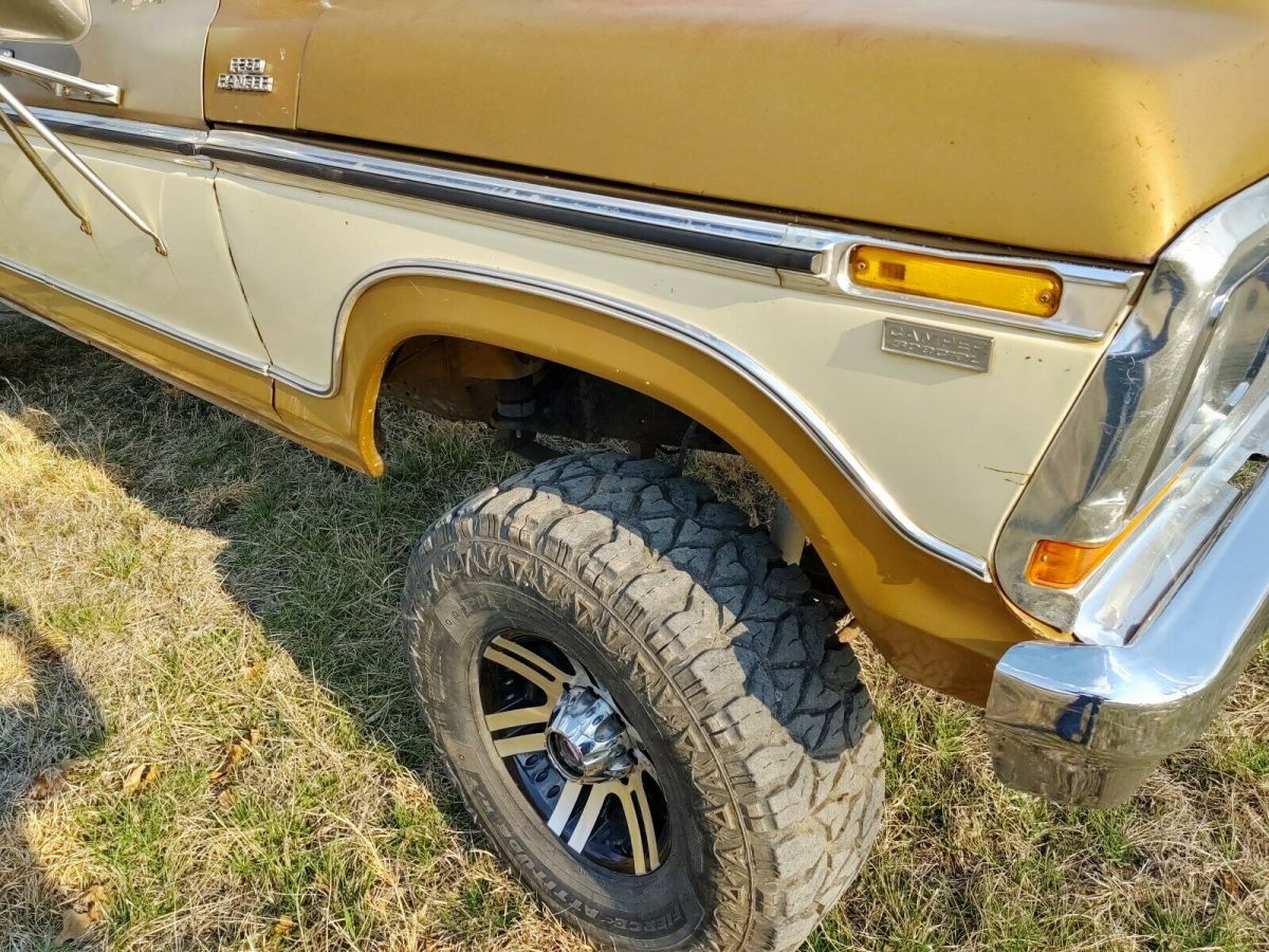 1979 Brown Ford F-250 Extended Cab Pickup