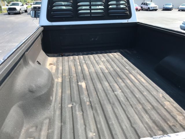 1979 white Ford F-250