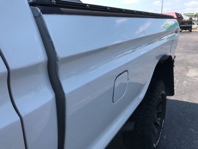 1979 white Ford F-250