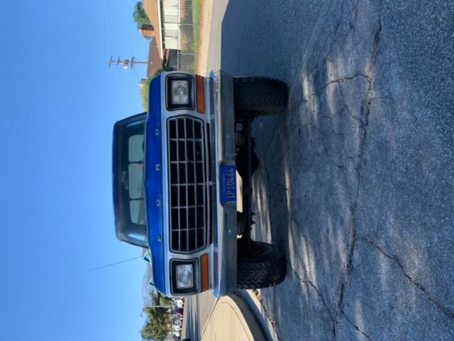 1979 Blue Ford F-250