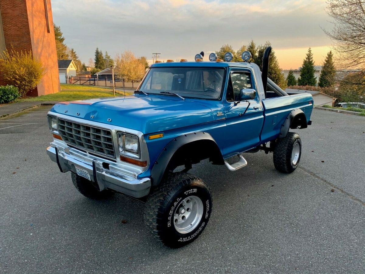 1979 Blue Ford F-250 Cab & Chassis