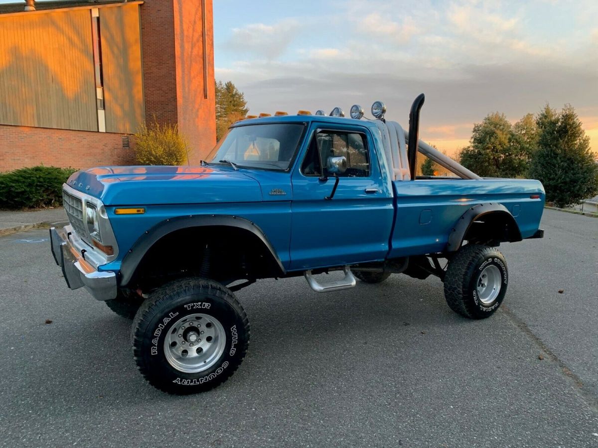 1979 Blue Ford F-250 Cab & Chassis