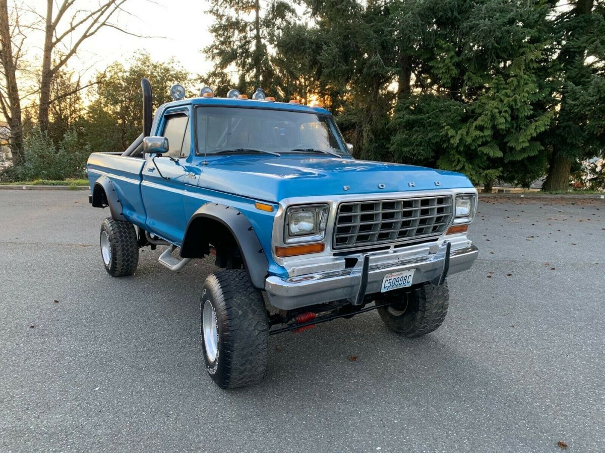 1979 Blue Ford F-250 Cab & Chassis