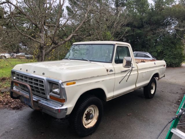 1979 White Ford F-350 Standard Cab Pickup