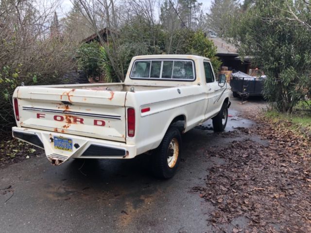 1979 White Ford F-350 Standard Cab Pickup