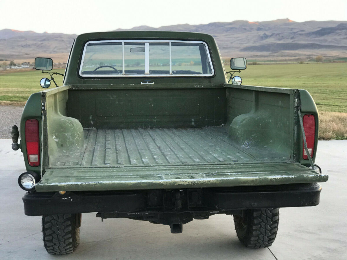 1979 Green Ford F-250 Standard Cab Pickup