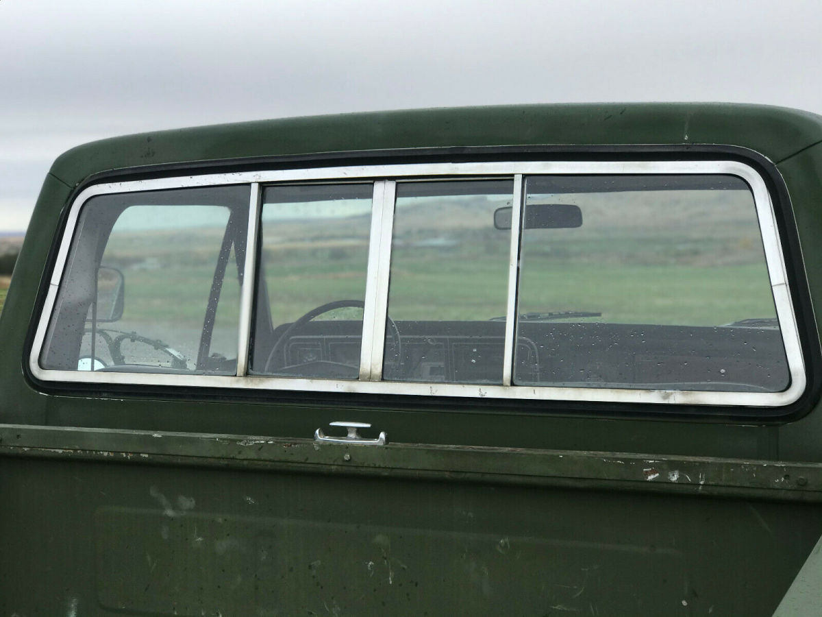 1979 Green Ford F-250 Standard Cab Pickup