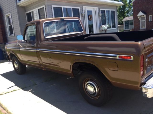 1979 Chocolate Ford F-350 F 350 Camper
