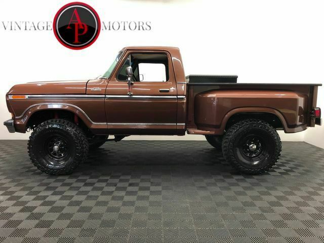 1979 Brown Ford F-150 --