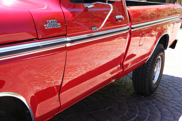 1979 Red Ford F-250