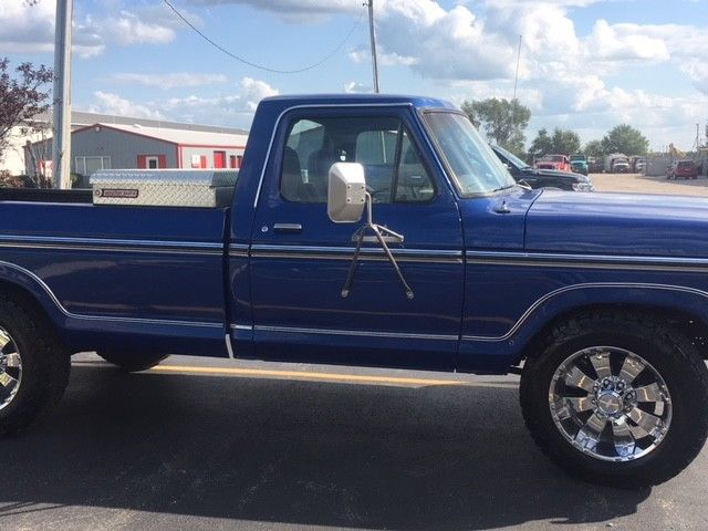 1979 Blue Ford F-100