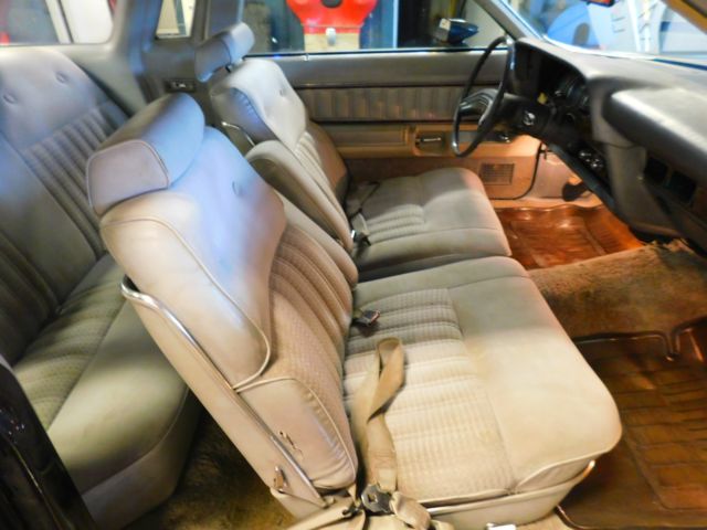 1979 Black Ford Thunderbird