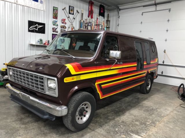 1979 Brown Ford E-Series Van