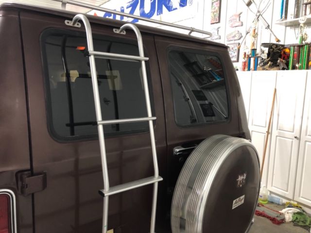 1979 Brown Ford E-Series Van