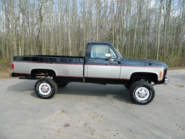 1979 Black/Gray GMC K15 Truck