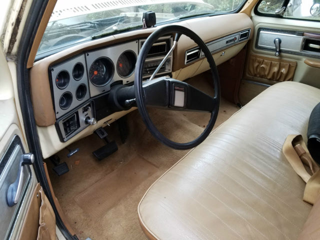 1979 Brown GMC Sierra 1500 pickup
