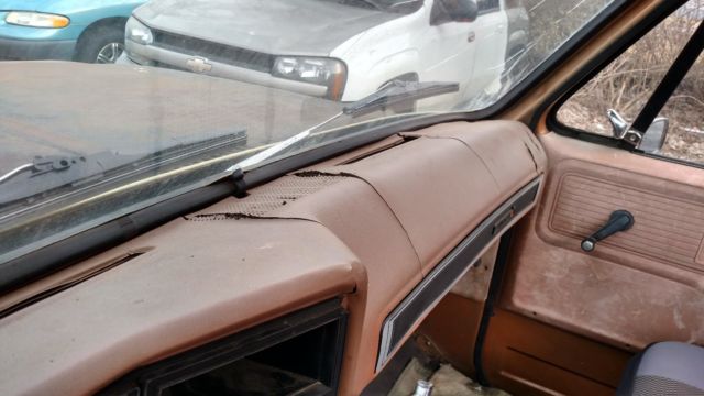 1979 Tan GMC Sierra 1500 Cab & Chassis