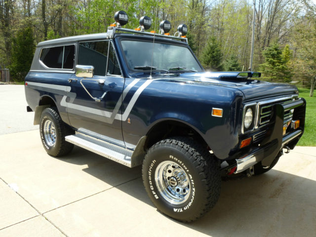 1979 Dark Blue metalic International Harvester Scout SUV