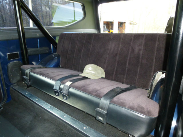 1979 Dark Blue metalic International Harvester Scout SUV