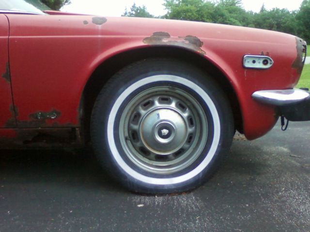 19790000 Red/Orange Jaguar XJ6 Sedan