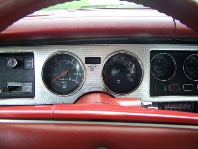 1979 White Chrysler 300 Series Coupe