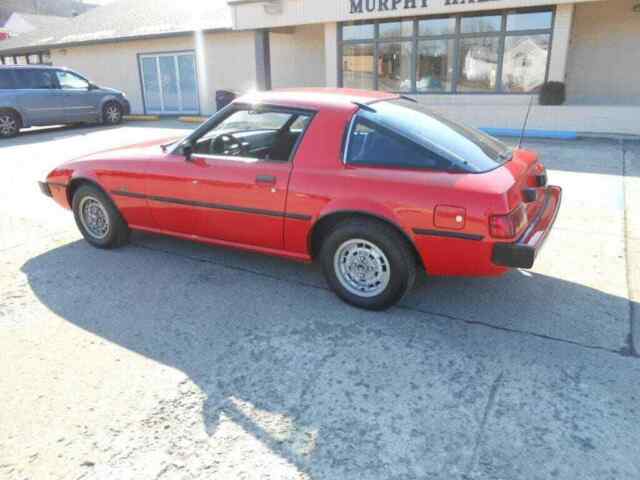 1979 Red Mazda RX-7 --
