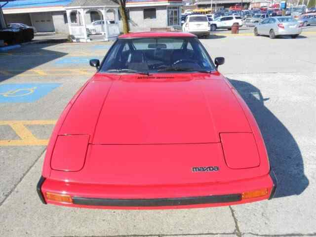 1979 Red Mazda RX-7 --