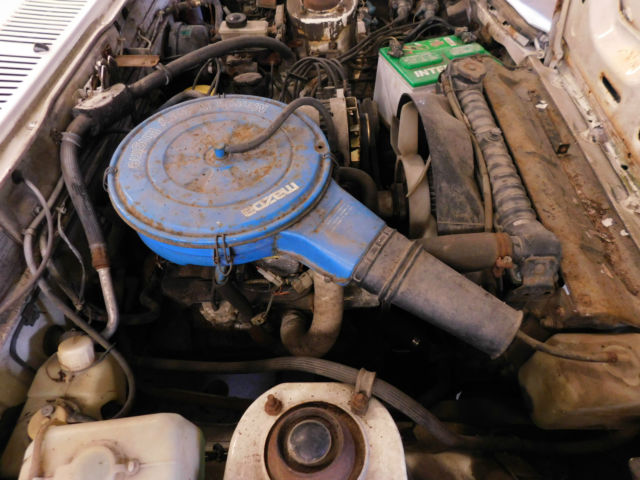 1979 White Mazda RX-7 Coupe