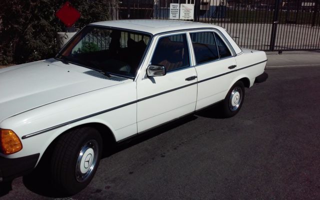 1979 White Mercedes-Benz 300-Series Sedan