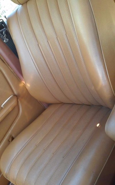 1979 White Mercedes-Benz 300-Series Sedan