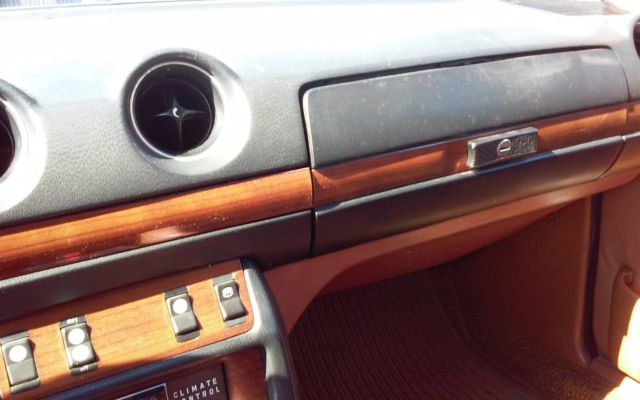 1979 White Mercedes-Benz 300-Series Sedan