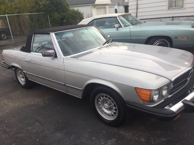 1979 Silver Mercedes-Benz 400-Series Convertible