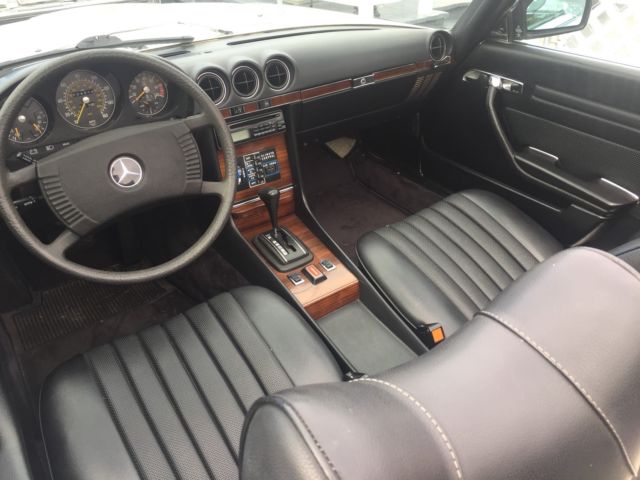 1979 Silver Mercedes-Benz 400-Series Convertible