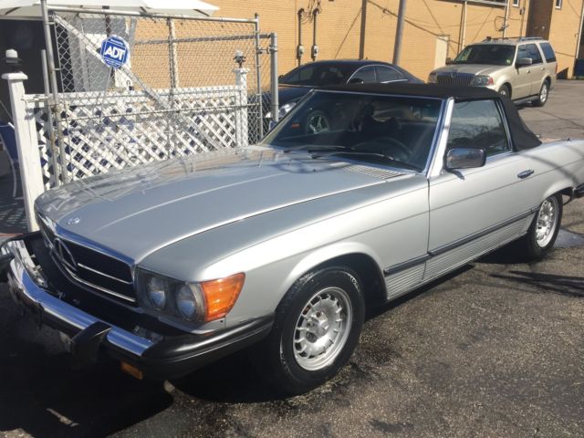 1979 Silver Mercedes-Benz 400-Series Convertible