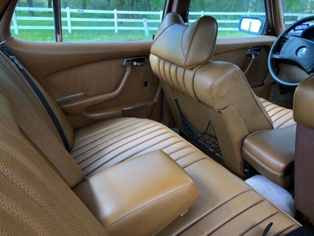 1979 Tan Mercedes-Benz 200-Series Sedan
