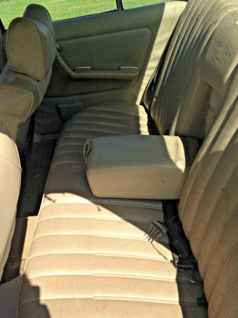 1979 Teal Mercedes-Benz 300-Series Sedan