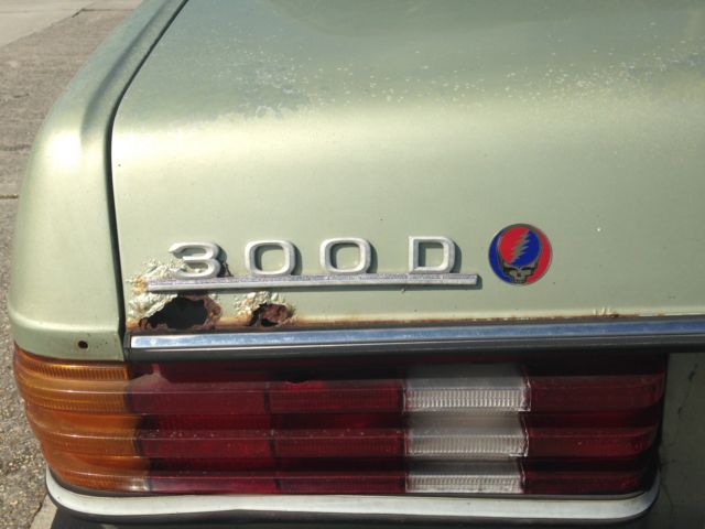 1979 Teal Mercedes-Benz 300-Series Sedan