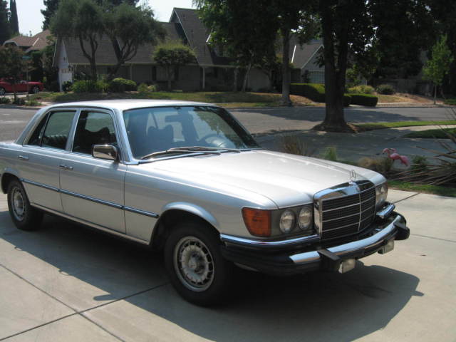 1979 Silver Mercedes-Benz 300-Series Sedan