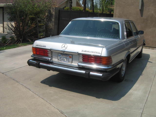 1979 Silver Mercedes-Benz 300-Series Sedan